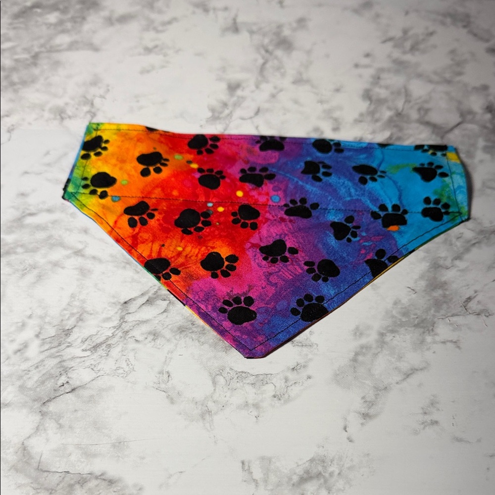 Handmade Colorful Paw Print Dog Collar Bandana NWOT